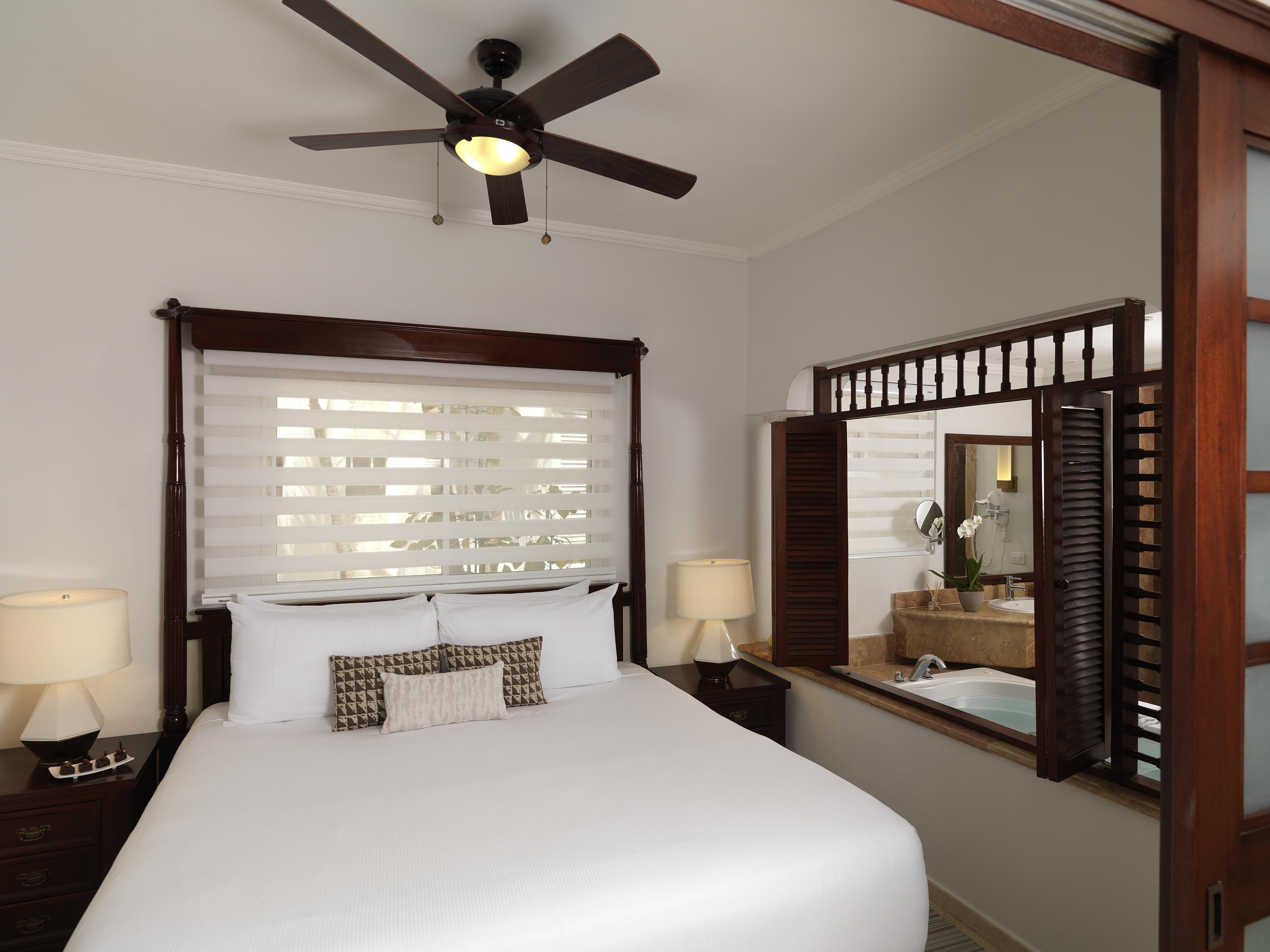 Meliá Caribe Beach Resort-All Inclusive Punta Cana Exterior foto A bedroom at the hotel