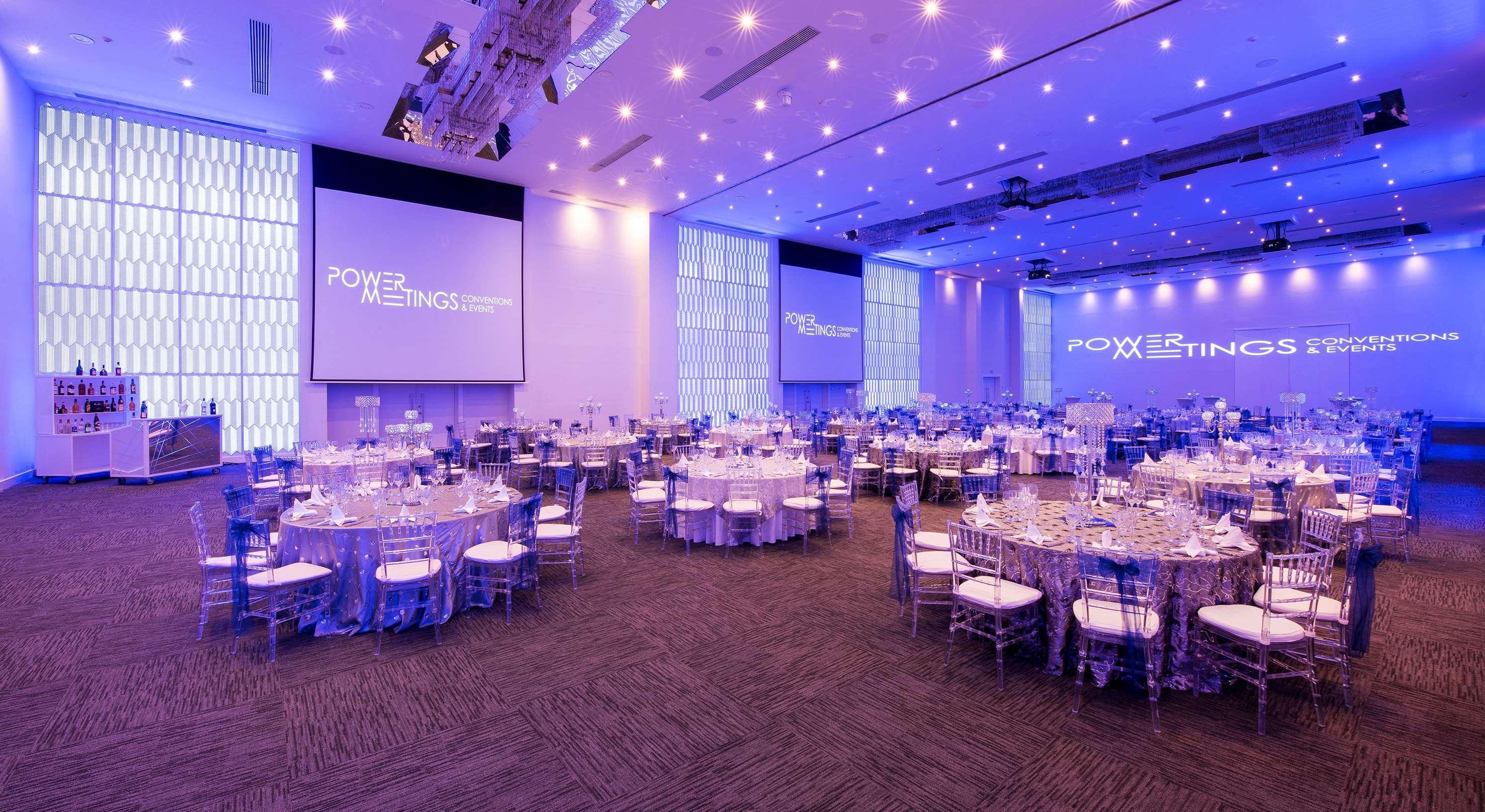 Meliá Caribe Beach Resort-All Inclusive Punta Cana Exterior foto The ballroom at the 2011 Power of Business Awards